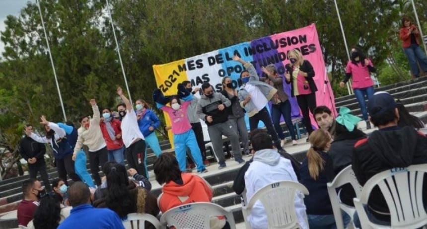 Mes de la Inclusión: Campamento apertura en Herradura