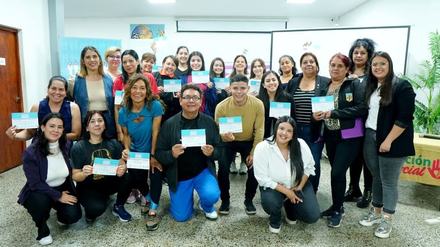 La Escuela Municipal de Formación Popular en Género entregó sus certificados a los nuevos promotores