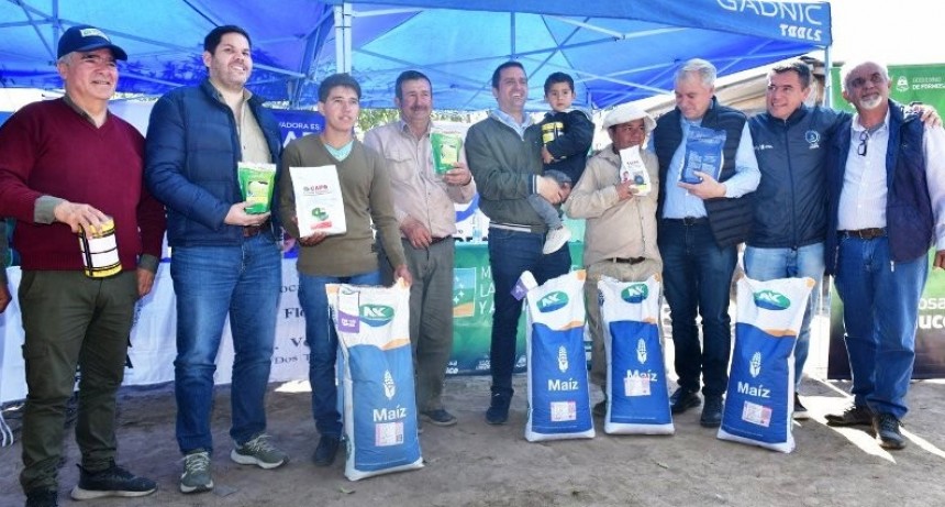 El Vicegobernador acompañó jornada productiva en el interior provincial