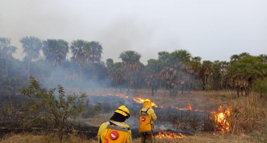 Bomberos recomiendan no quemar pastizales y campos para evitar las complicaciones generadas por el humo en la región