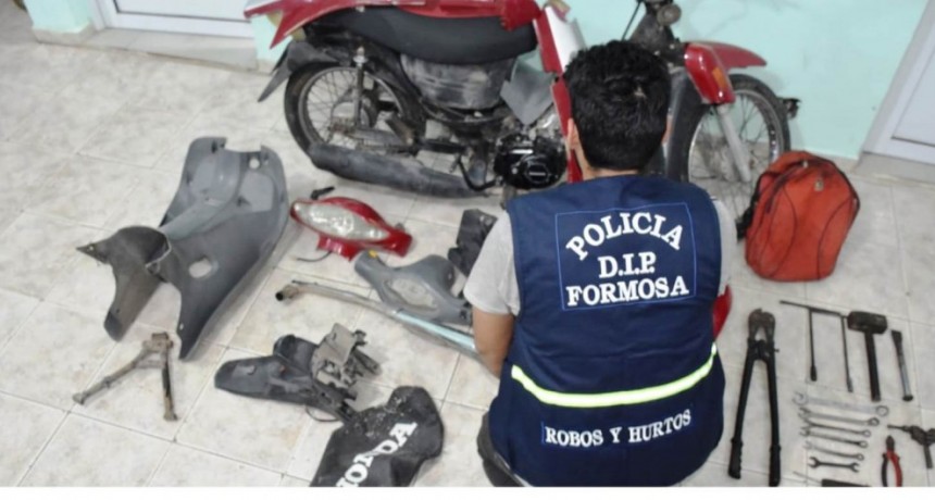 La Policía desactivó un desarmadero de motos en el barrio Sagrado Corazón de María