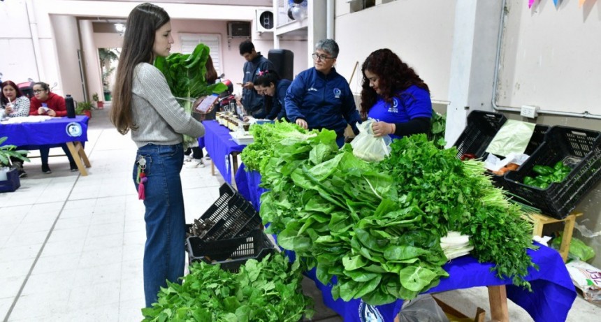 Las ferias paipperas, un clásico de todos los viernes en la ciudad capital