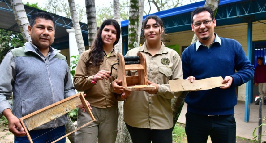 El orgullo de hijos de paipperos, al representar a Formosa en Feria Nacional de Ciencias