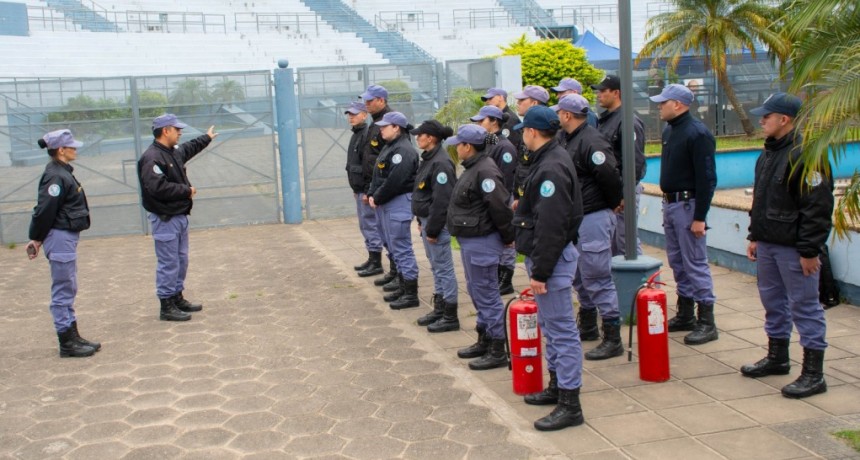 La Policía brinda seguridad en las distintas actividades previstas por el mes de estudiante