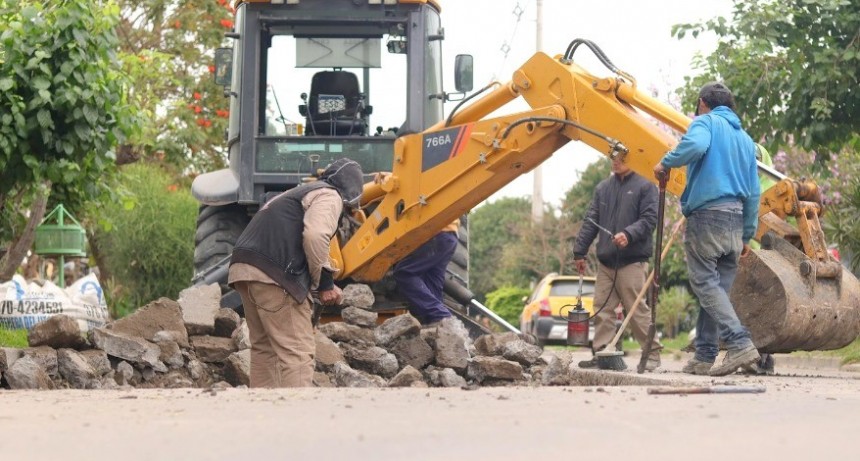 El municipio acentúa las obras de recomposición del pavimento en toda la ciudad