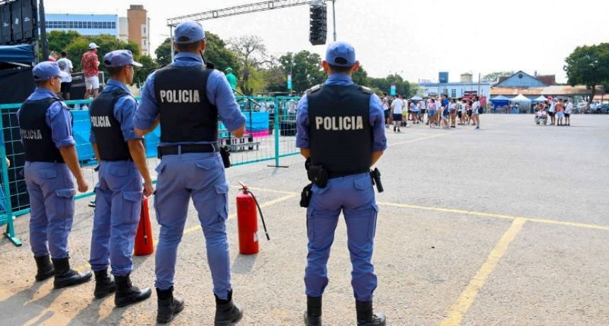 Más de 1.500 policías brindaron seguridad en las distintas actividades por “El Mes del Estudiante”