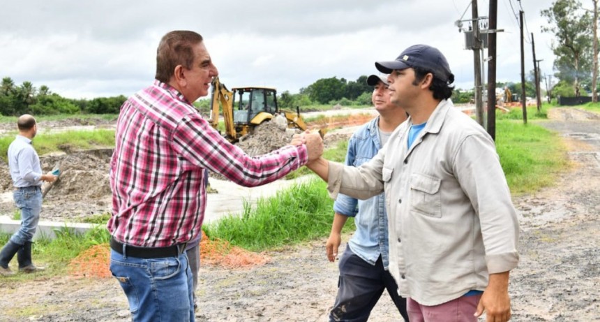 Jofré anunció un aumento salarial del 30% para los empleados municipales