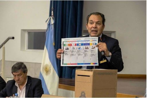 Autoridades de la Dirección Nacional Electoral brindaron una capacitación sobre la Boleta Única Papel