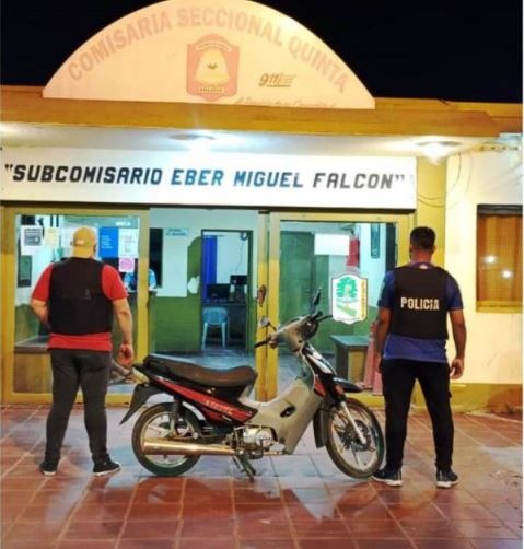 La Policía recuperó una bicicleta y una moto, y detuvo a una mujer