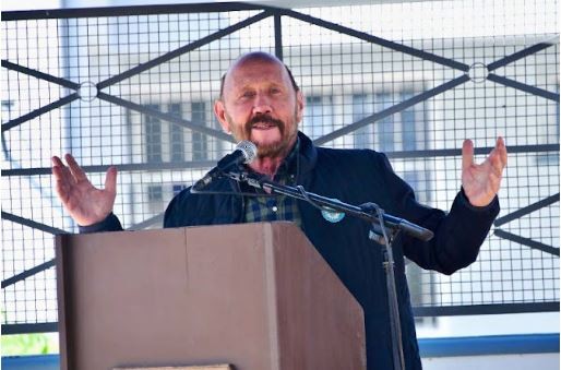 Gildo Insfrán aseguró que “no somos golpistas” y “al Presidente lo vamos a sacar como llegó: con los votos
