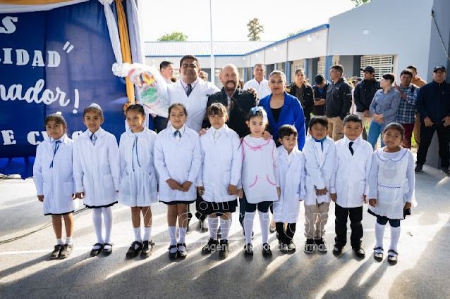 El Gobernador inauguró dos obras educativas en Ingeniero Juárez