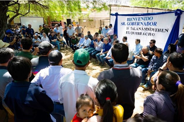 En El Quebracho, Insfrán encabezó encuentro con la comunidad wichí y las familias criollas