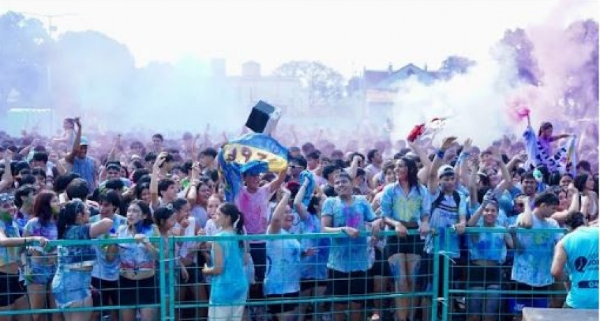 A pura música y alegría, miles de jóvenes disfrutaron de la 