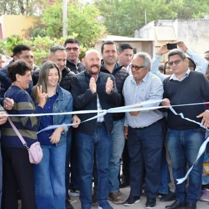 Segundo día: Insfrán habilitó la pileta municipal de Ingeniero Juárez