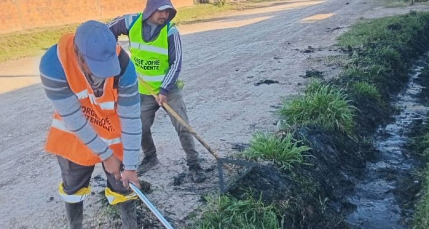 La comuna continuó con su plan de acción semanal en un vasto sector de la ciudad