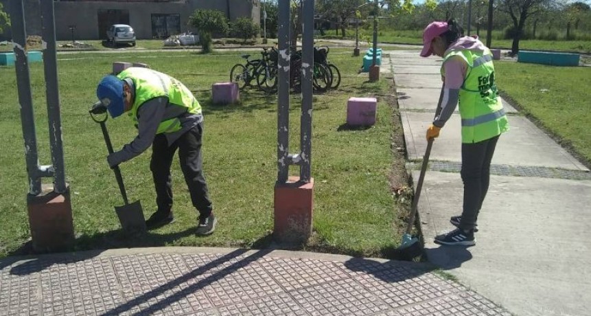 LA COMUNA LOCAL PROFUNDIZA A DIARIO EL MANTENIMIENTO DE ESPACIOS PÚBLICOS EN LA CIUDAD