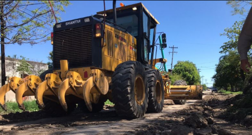 La Municipalidad trabaja en distintos zonas de la ciudad con el mejoramiento de calles y desagües