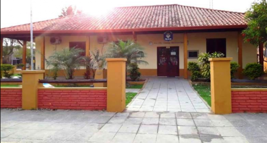 Policías investigan la sustracción de una importante suma de dinero en un comercio