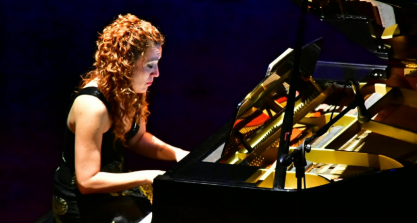 La pianista Salsano brindó un concierto en el Teatro de la Ciudad