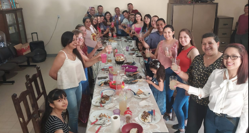 Agasajo en comemoración al día de la madre