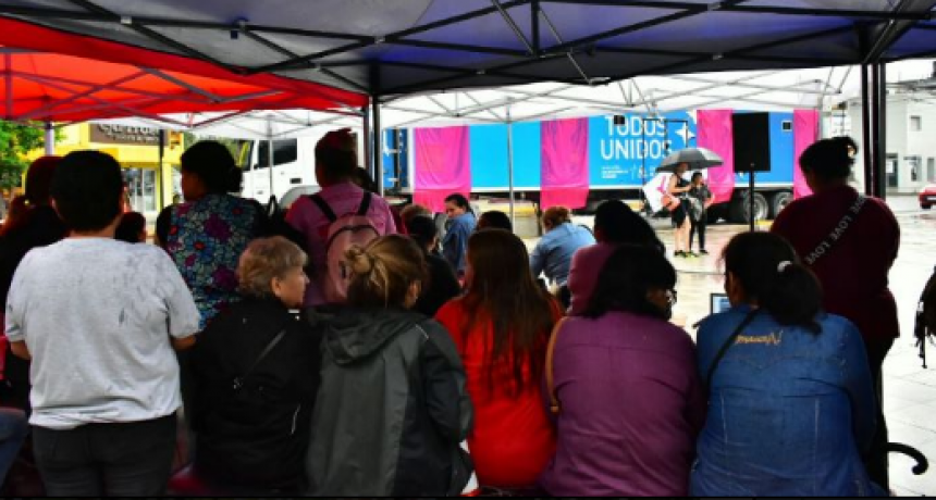 Mujeres se hicieron la mamografía en el Día Mundial de Lucha contra el Cáncer de Mama