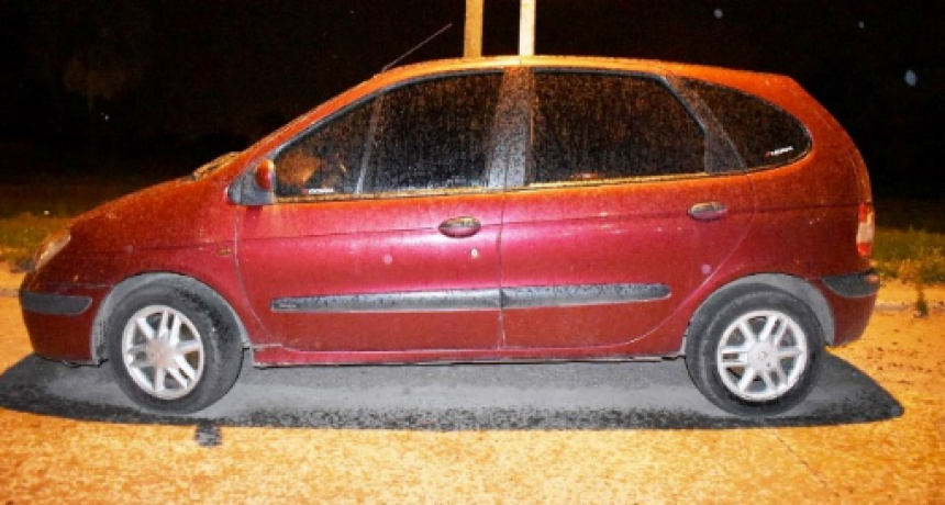 La Policía secuestró un automóvil sustraído en Buenos Aires