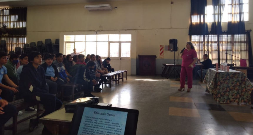 Hospital El Espinillo promueve la prevención de enfermedades de transmisión sexual