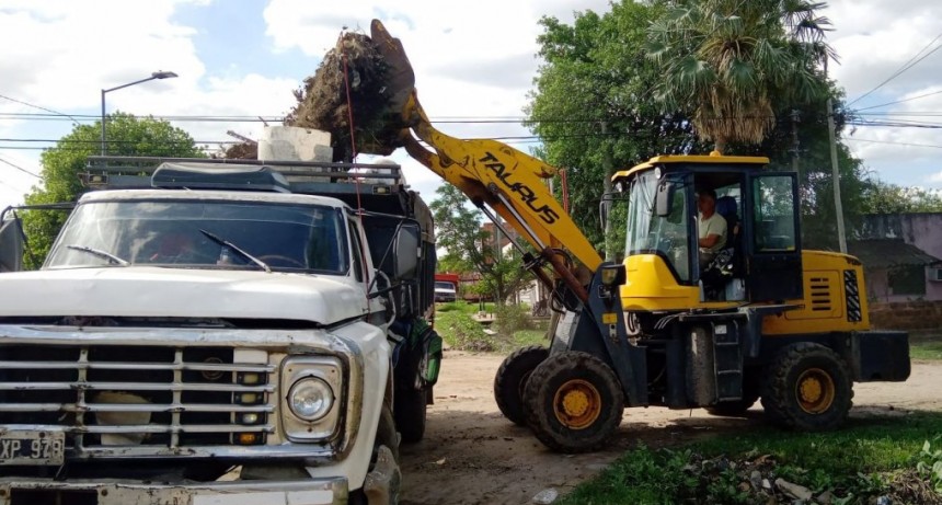 Cuadrillas profundizaron acciones de higiene urbana en numerosos barrios