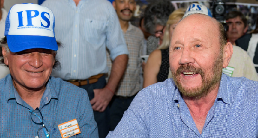 Insfrán asistió a los Juegos de la Tercera Edad