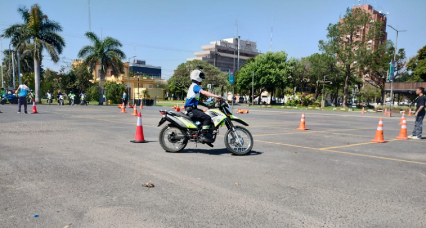 La Agencia Nacional de Seguridad Vial inició la “Clínica de Conducción Segura de Motocicletas”