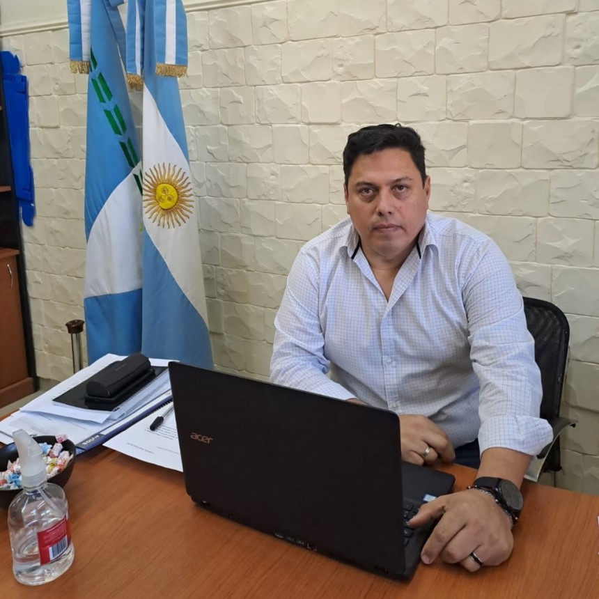El municipio advirtió que UBER no está habilitado para operar en la ciudad