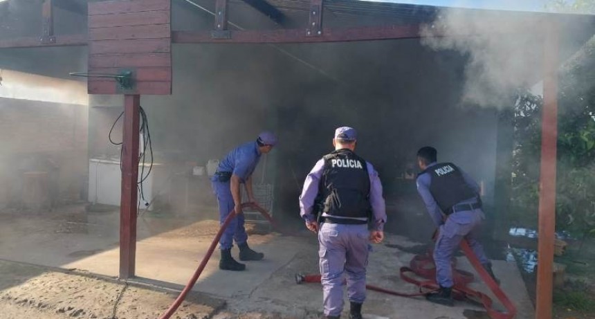 LAISHÍ: Mientras una mujer denunciaba amenazas, su pareja incendió su vivienda y terminó detenido