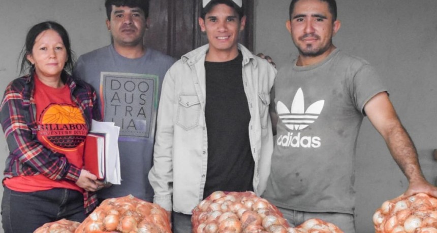 El Espinillo: Por primera vez, familias paipperos logran producir y comercializar cebolla y zanahoria