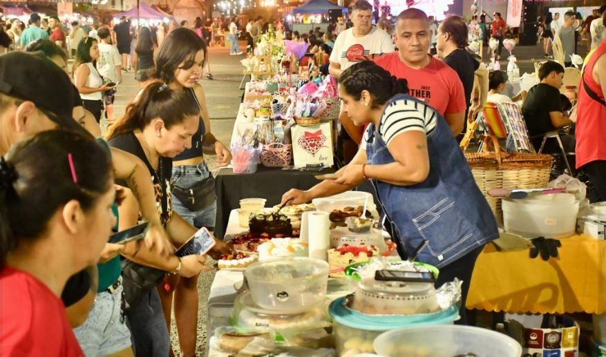 SE REALIZÓ CON ÉXITO EL FESTIVAL DE EMPRENDEDORES ORGANIZADO POR LA MUNICIPALIDAD LOCAL