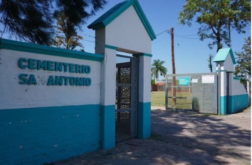 Acondicionan cementerios municipales para recibir a los visitantes por el Día de la Madre