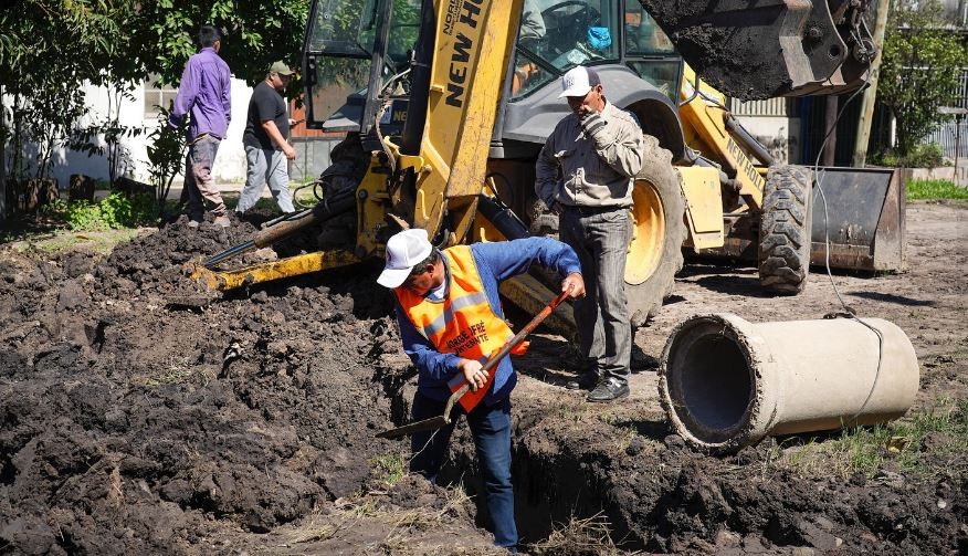 En el barrio República Argentina se realizaron trabajos de cuneteo