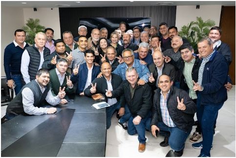 Insfrán se reunió con intendentes y presidentes de Comisiones de Fomento