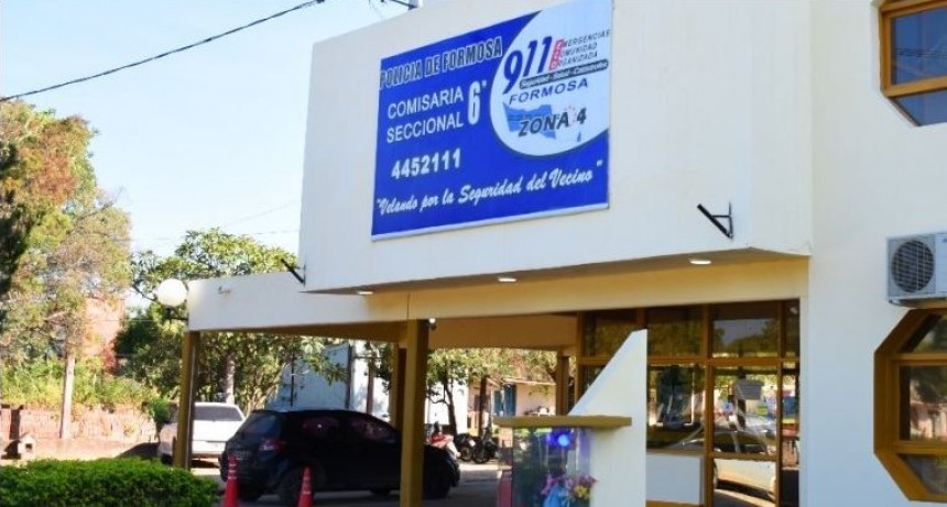 Automovilista pasó el semáforo en rojo, chocó una moto policial, amenazó a los efectivos y terminó detenido