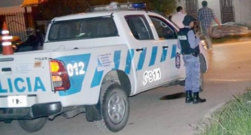 Sustrajo una notebook de un comercio, corrió y momentos después fue detenido