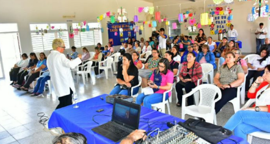 Se llevó a cabo una conferencia sobre sexualidad en personas con discapacidad