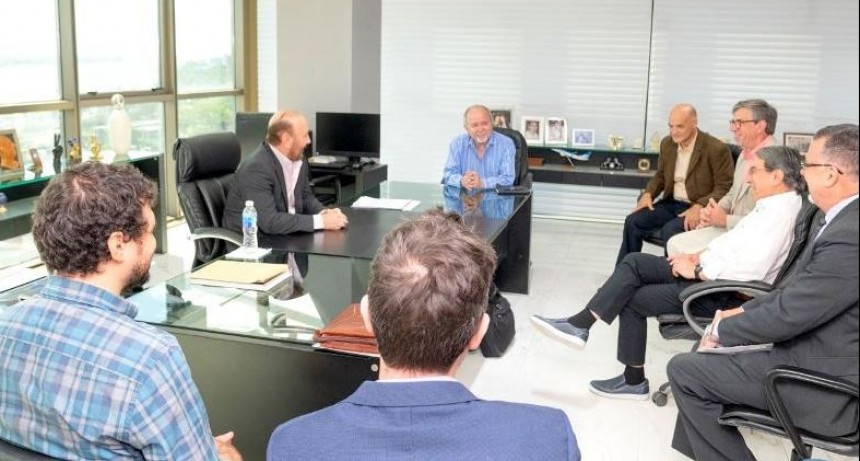 En pos de la salud de los formoseños, Insfrán recibió a directivos del Centro de Medicina Nuclear y Radio Terapia