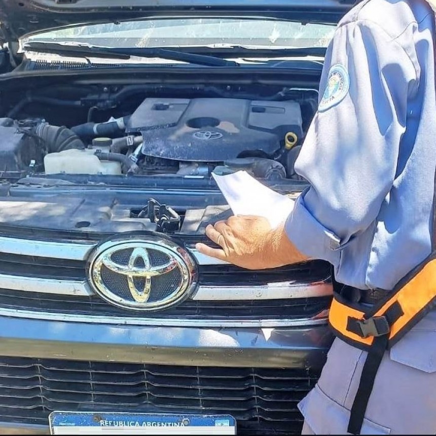 La Policía secuestró una camioneta con los guarismos adulterados