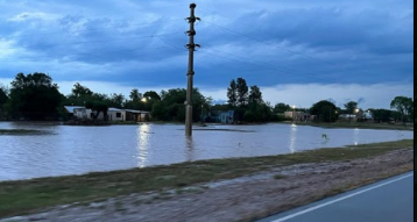 Subteniente Perín recibió 300 milímetros de lluvia en dos días: inmediata asistencia del Gobierno provincial