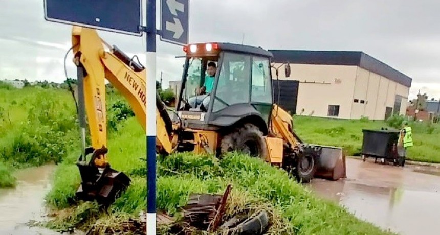 Intervención del municipio en distintos frentes del ejido urbano durante las lluvias