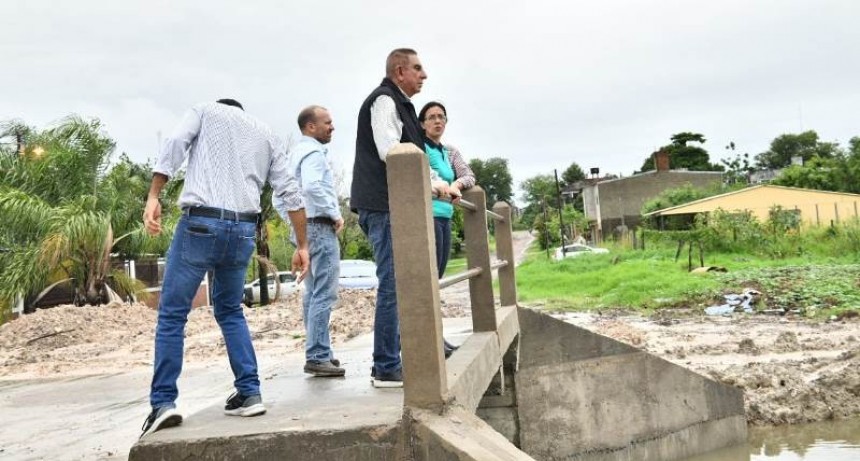 El intendente Jofre recorrió diversos barrios para verificar el trabajo de desagües y canales principales