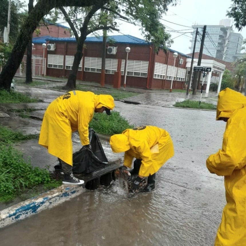 Rápida intervención del municipio ante la incesante y fuertes lluvias