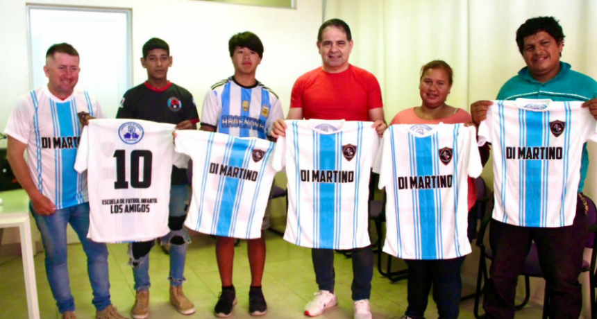 ESCUELITA DE FUTBOL INFANTIL “LOS AMIGOS”