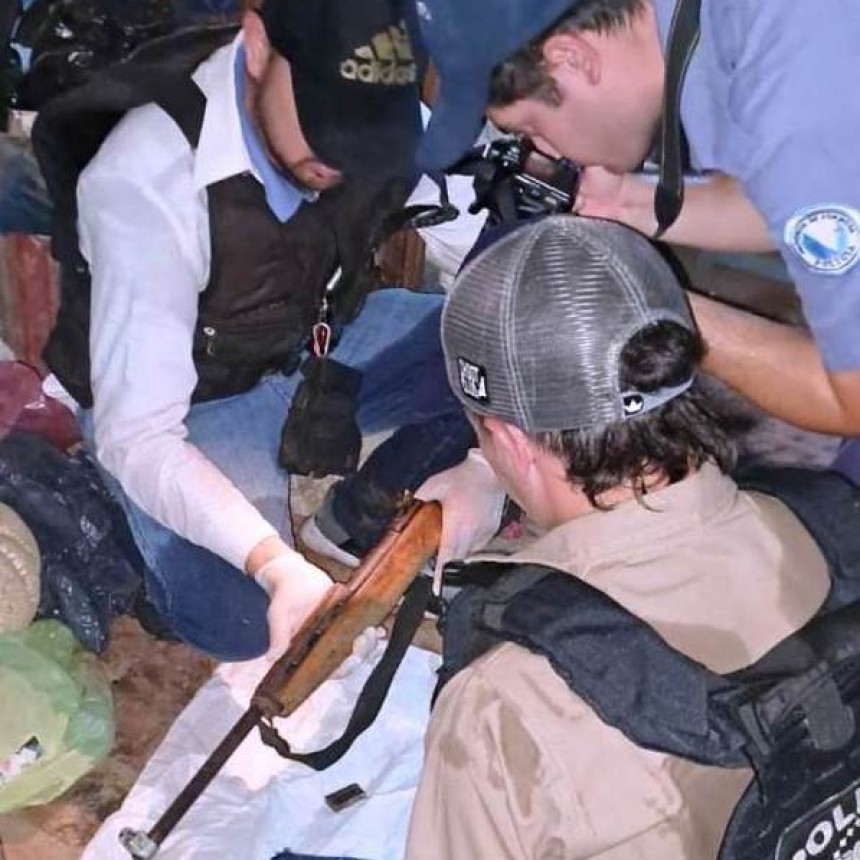 Amenazó a su vecino con un arma de fuego y fue detenido