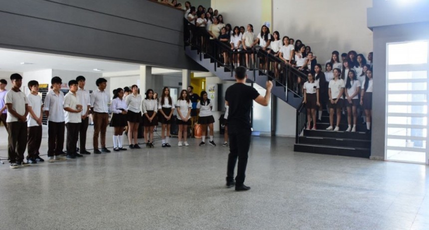 La EPES N° 52 festejó el Día de la Música al ritmo de cantos y danzas