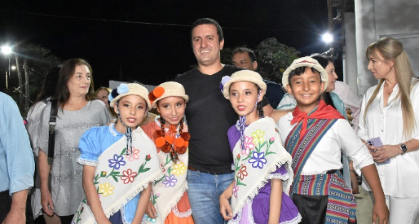 Pirané vibró con la primera noche del Festival Provincial de Folklore